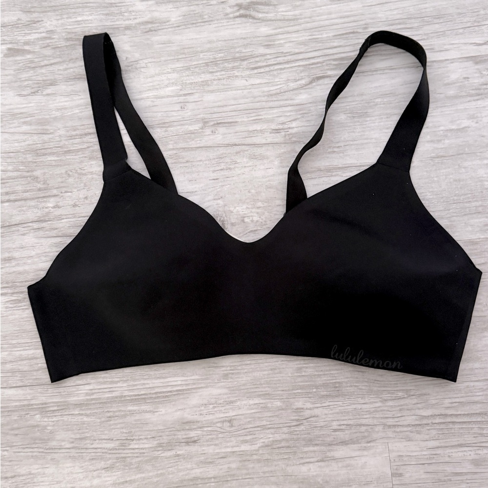 Lululemon Sports Bras Lot of 7 - size 4 - Picture 2 of 9